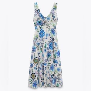 NWT ZARA maxi dress - floral blue patterned // SMALL